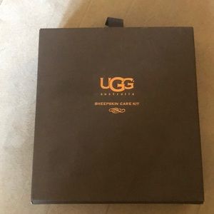 NWT UGG Australia SHEEPSKIN CARE KIT